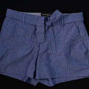 Womens Denim look chino tie shorts Banana Republic size 6